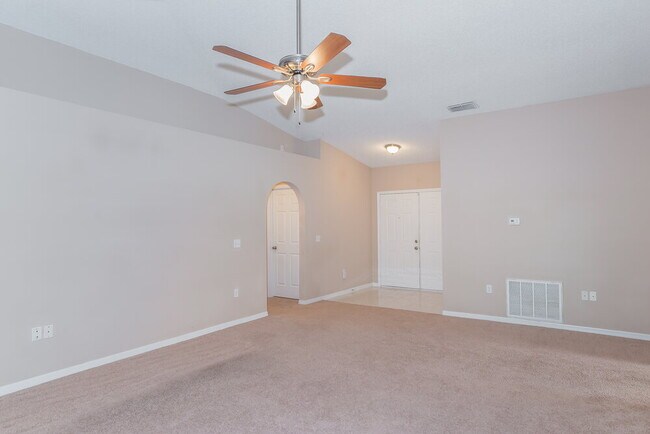 Foto del edificio - 12538 Bent Bay Trail