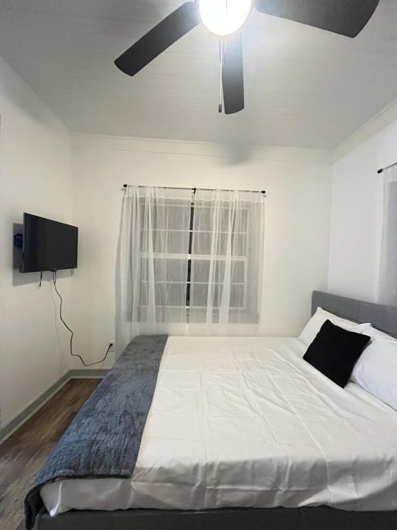 Foto del edificio - 511 Avenue G NW