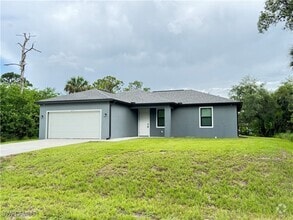 Building Photo - 6018 Acorn Cir