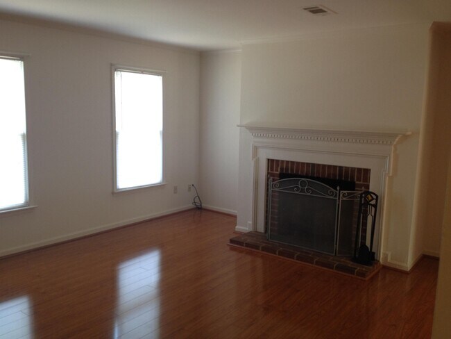Building Photo - 1421 Minor Ridge Ct