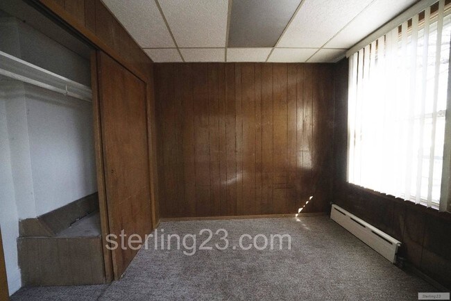 Building Photo - 2414 Crescent St