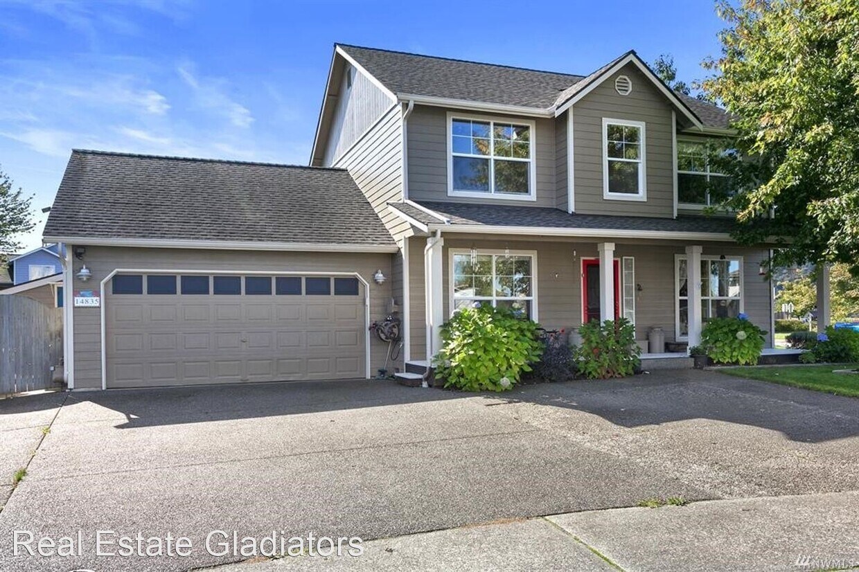 3 br, 2.5 bath House 14835 165th Ave SE House for Rent in Monroe