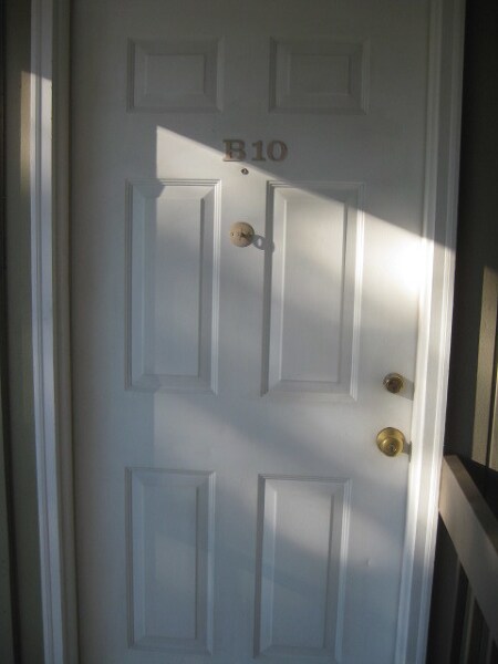 Foto principal - 735 Riverside Ave