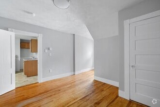 Building Photo - 17 Melville St