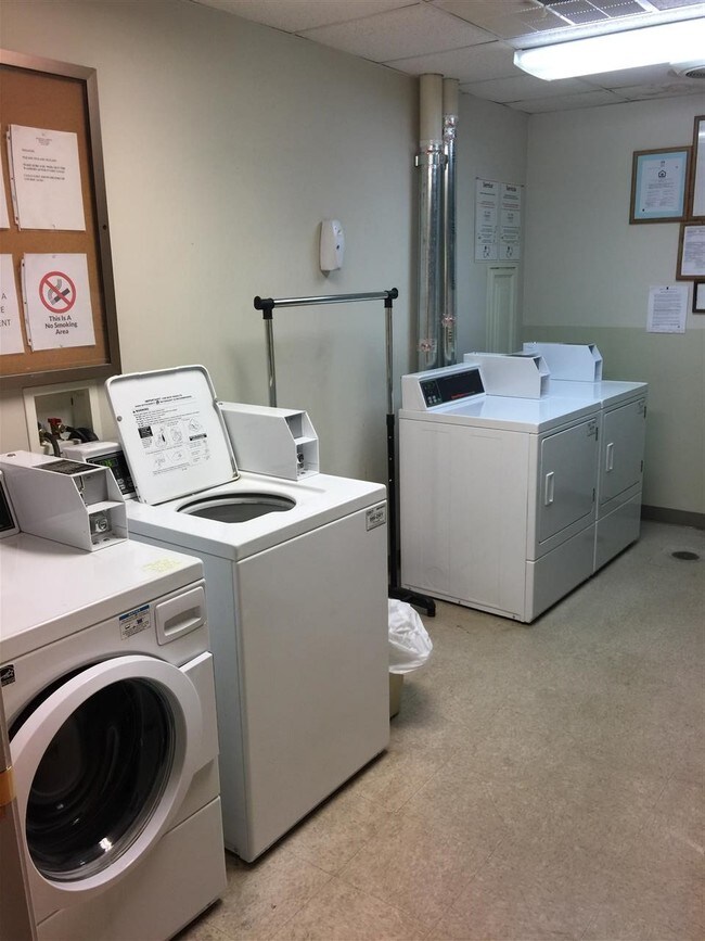 342 Galbreath Dr Unit 1A, Winamac, IN 46996 Apartment for Rent in