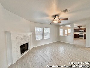 Building Photo - 12623 Carriage Blvd