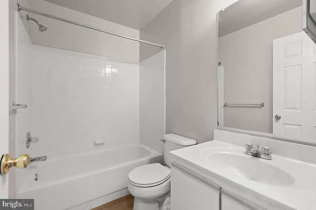 Photo - 6404 Bayberry Ct Apartment