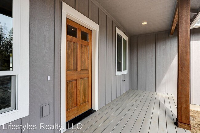Building Photo - 3 br, 2 bath House - 56253 Marsh Hawk Road
