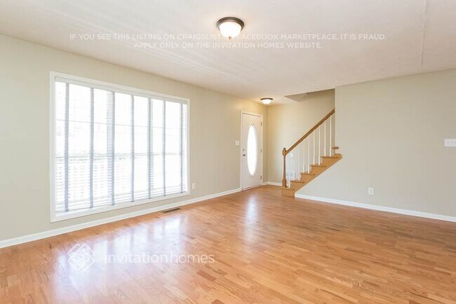 Foto del edificio - 4420 Elmhurst Ln