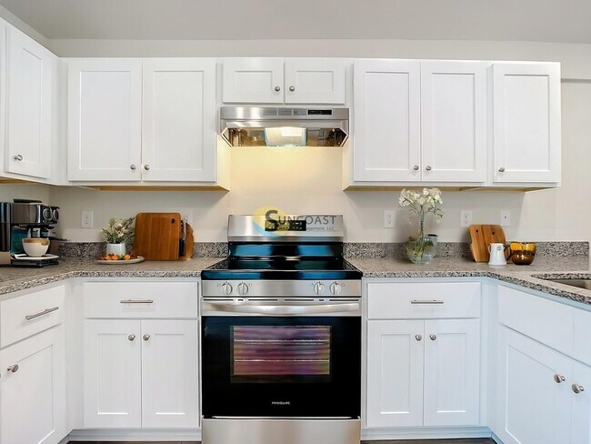 Foto del edificio - 6357 Spinnaker Blvd