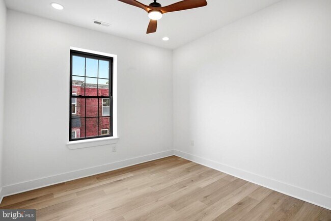 Building Photo - 1720 N 24th St
