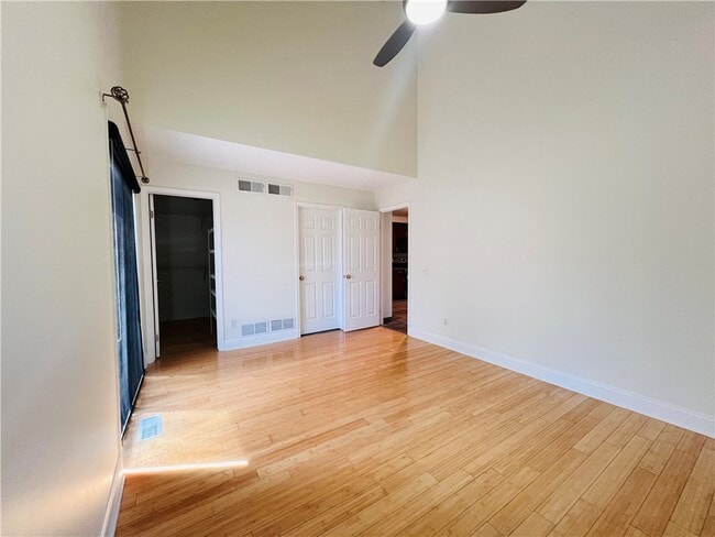 Building Photo - 131 Broxbourne Dr