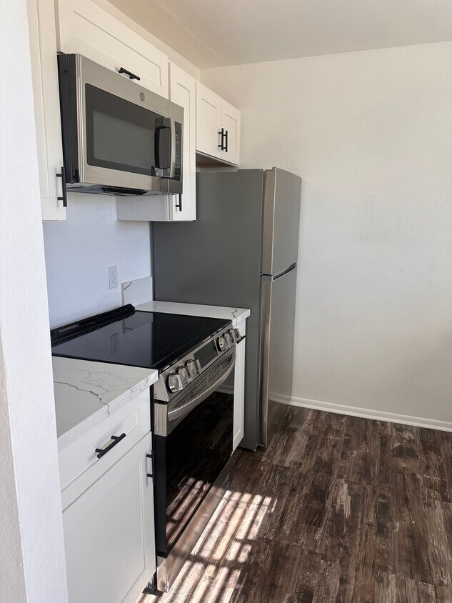 Kitchen - 8841 N 2nd Way