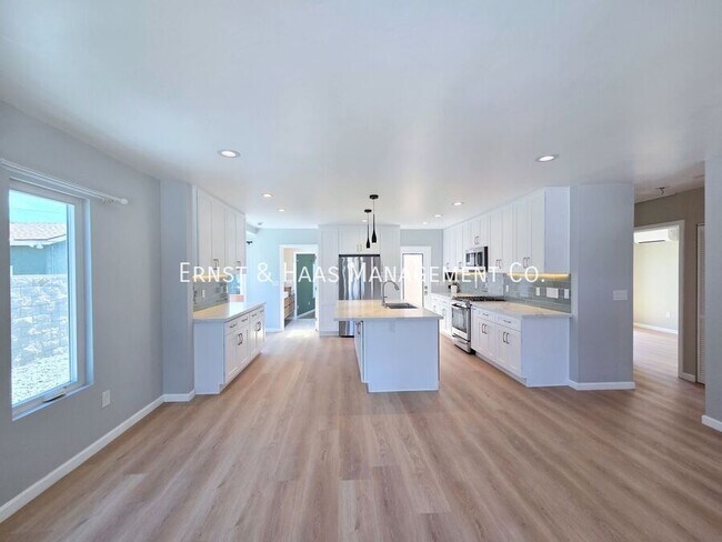 Foto del edificio - 5330 E Brockwood St