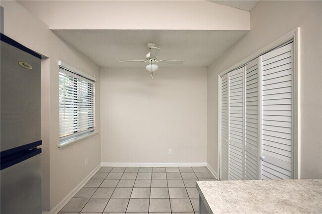 Foto del edificio - 3882 Springleaf Point
