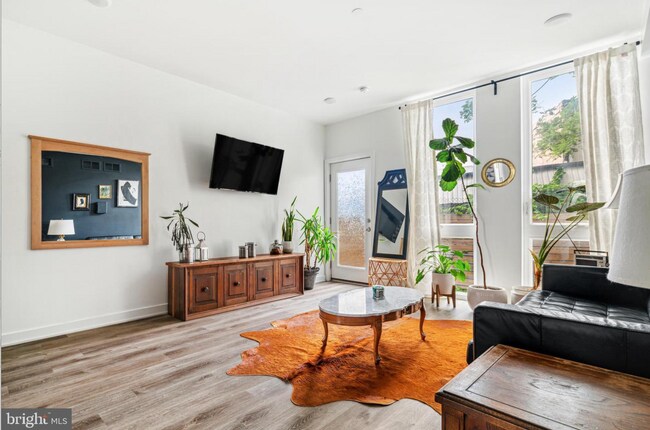 Foto del edificio - 435 W Berks St