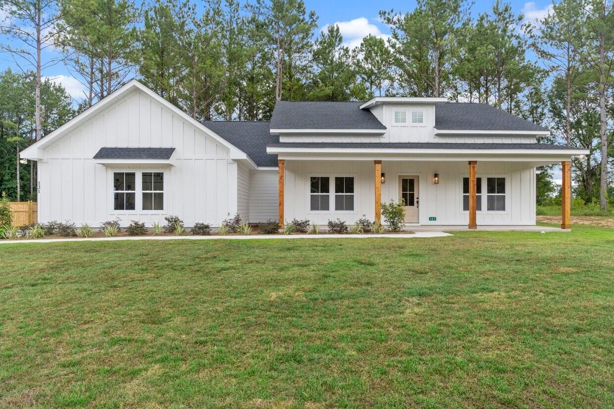 121 Shumard Ct, Monticello, FL 32344 House for Rent in Monticello, FL