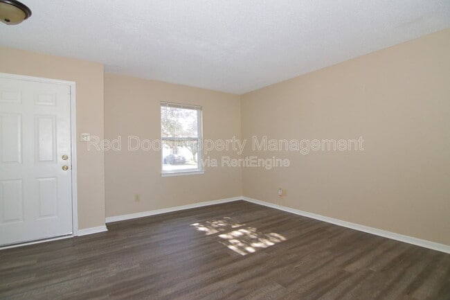 Building Photo - 76 Snowflake Cir