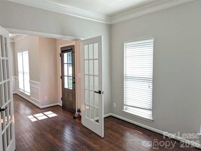 Building Photo - 279 Chandeleur Dr