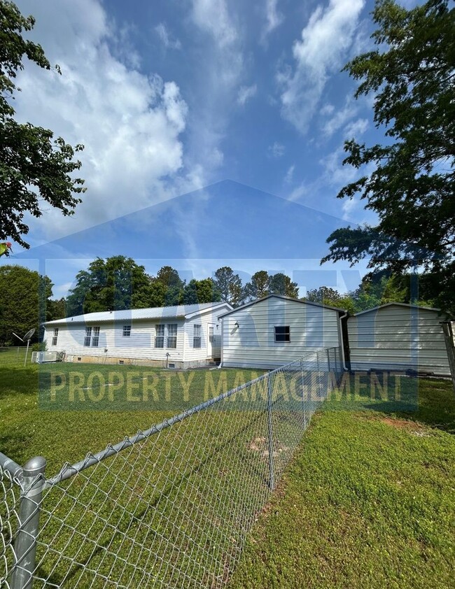 Foto del edificio - Three bedroom, single level home in Old Fo...
