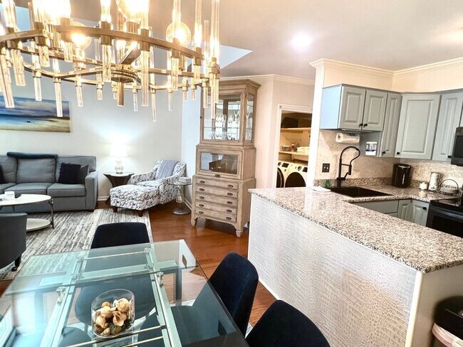 Foto del edificio - 1622 Live Oak Park