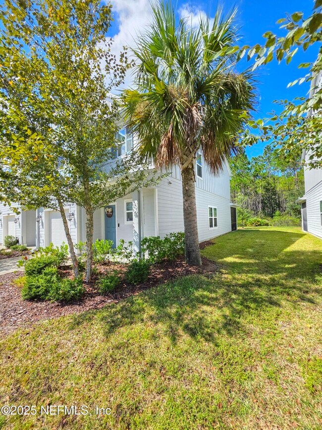 Foto del edificio - 10366 Benson Lake Dr