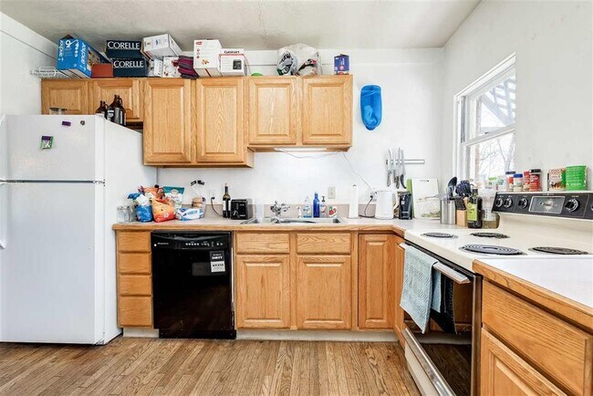 Building Photo - 1801 S. Leadville, Boise, ID  83706