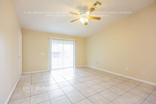 Foto del edificio - 4824 Leonard Blvd S