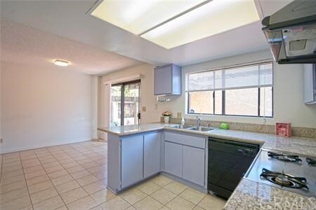 Foto del edificio - 1237 Elm Ave