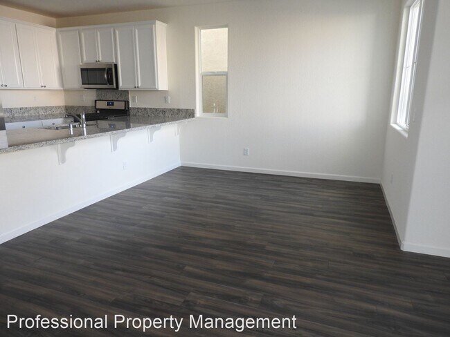 Building Photo - 3 br, 2.5 bath House - 3231 Gosport Way