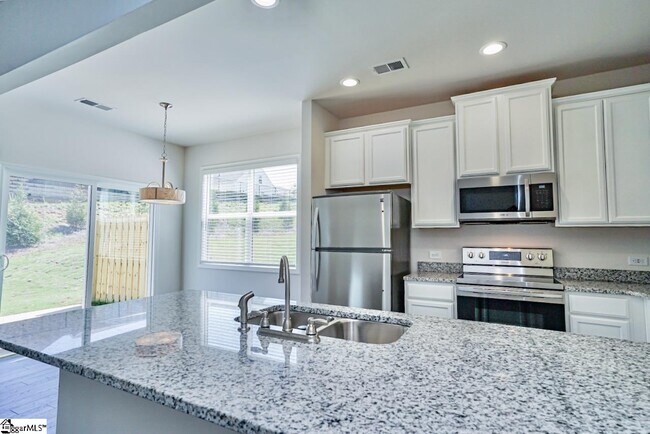 Building Photo - 140 Clingstone Trail