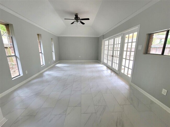 Foto del edificio - 9610 Oxted Ln