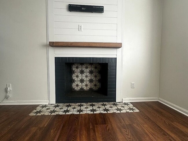 Building Photo - 4614 Olivia Ave