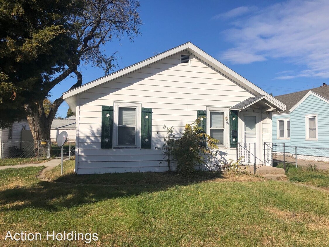 Primary Photo - 2 br, 1 bath House - 516 N Broadwell Ave