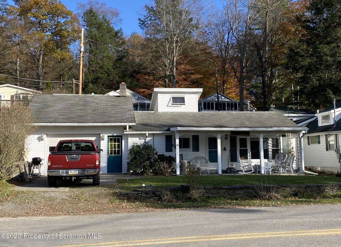 Primary Photo - 66 Marina Dr