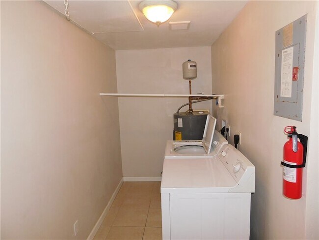 Foto del edificio - 522 7th Pl