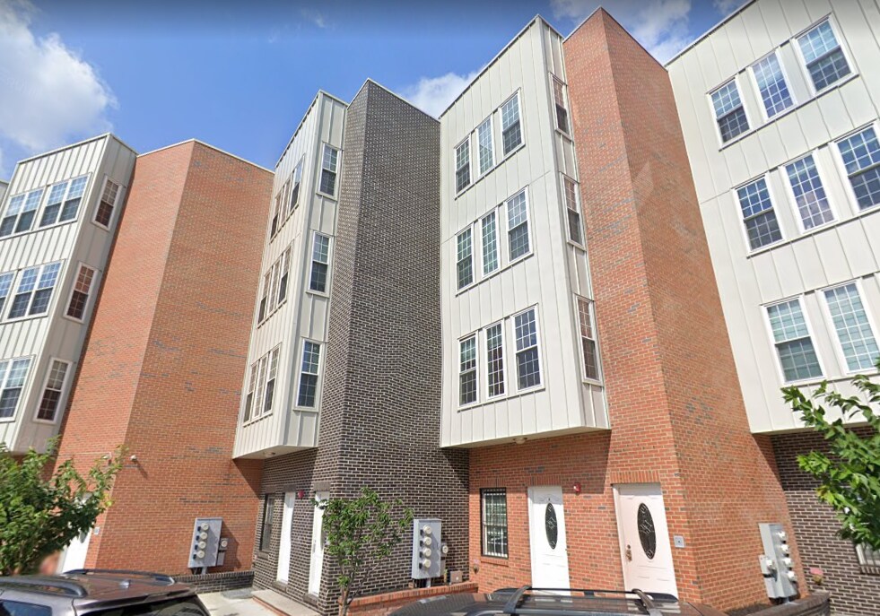 Building Photo - 917 Ridge Avenue