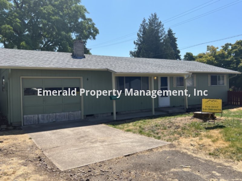 Primary Photo - East Springfield 3 bedroom house at Eastridge Park