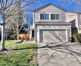 Building Photo - 1706 Champagne Pl