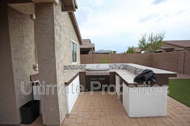 Foto del edificio - 26316 N 121st Ln