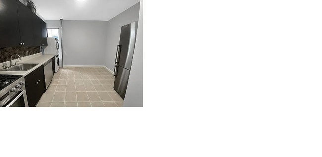 Building Photo - 511 W 186th St