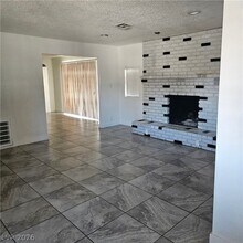 Building Photo - 213 Orchid Dr