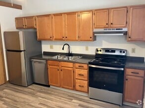 Building Photo - 1550 Windridge Pl