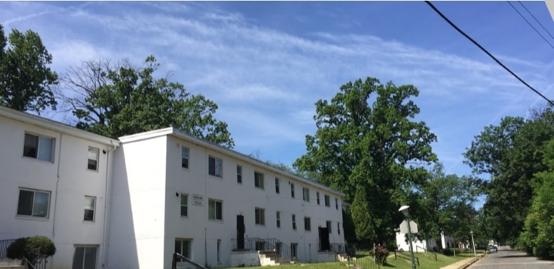 Primary Photo - Oakford Apartments