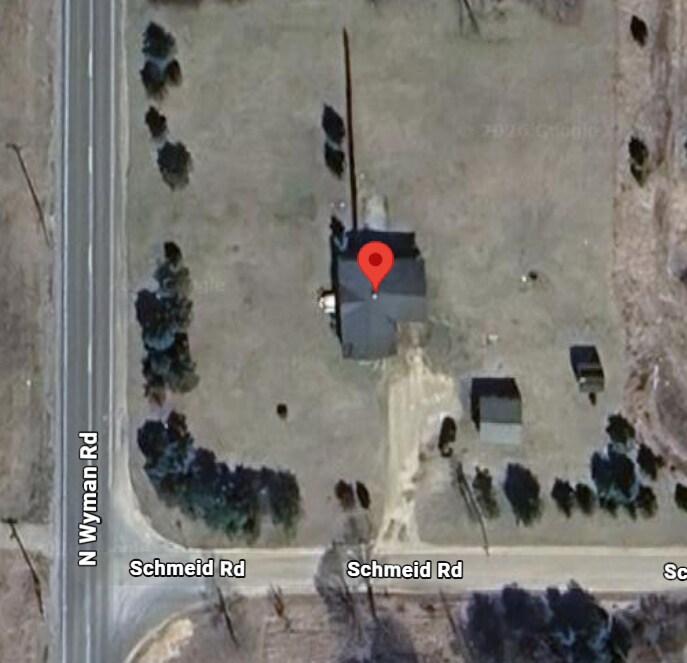 Building Photo - 3 bed / 2 bath, single family, detached garage