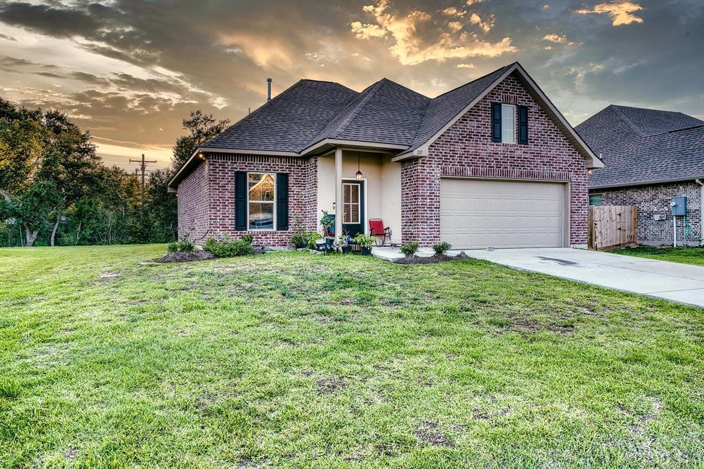 Foto principal - 211 Zachary Ln