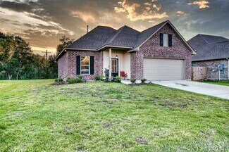 Building Photo - 211 Zachary Ln