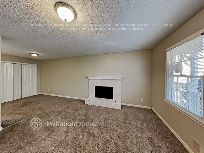 Foto del edificio - 360 Davis Mill Dr