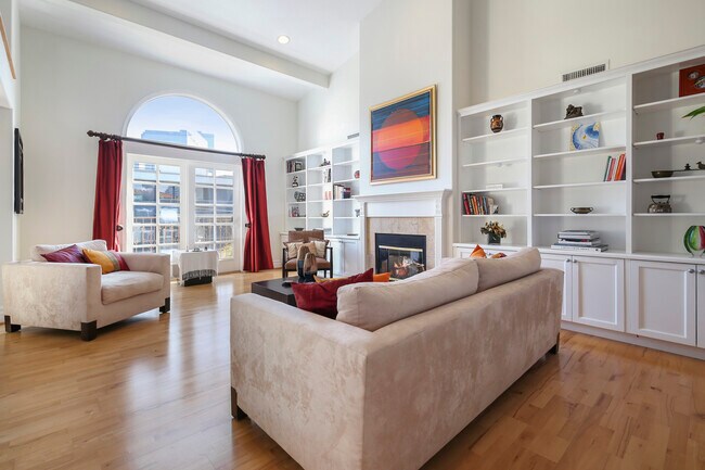 Living Room - 11803 Goshen Ave