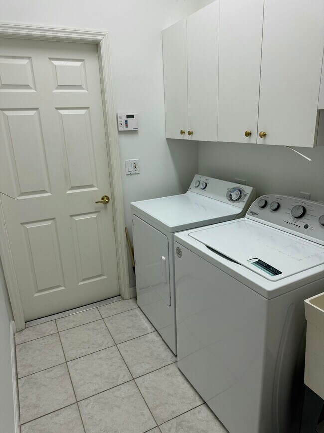 Foto del edificio - 788 SW Munjack Cir